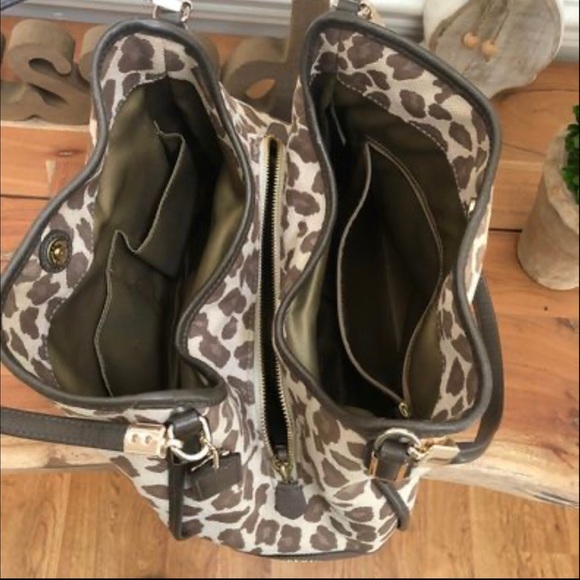 Coach pocketbook 🌸 - Picture 4 of 7